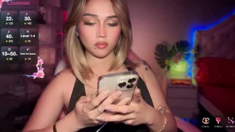 Snapshot of _nippleticklexxx chatting on 10, 10, 2025 Lily online show from 10, 10, 2025