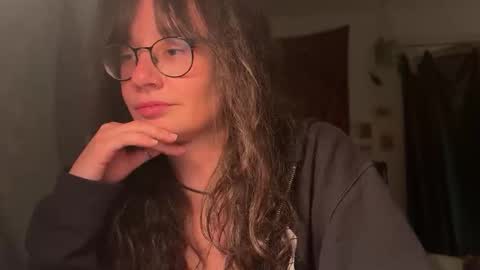 Mila online show from 25, 3, 2026