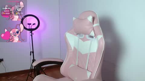 Snapshot of _pamela_smith_ chatting on 19, 11, 2025 Pamela Smith online show from 19, 11, 2025