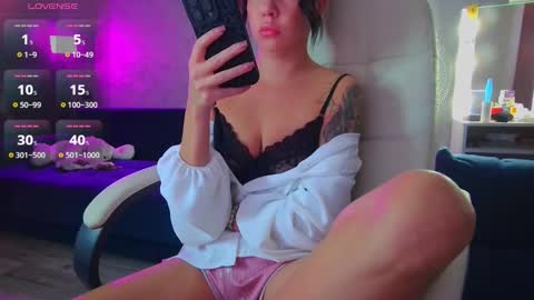 Ilona online show from 7, 10, 2025