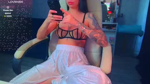 Ilona online show from 20, 4, 2026