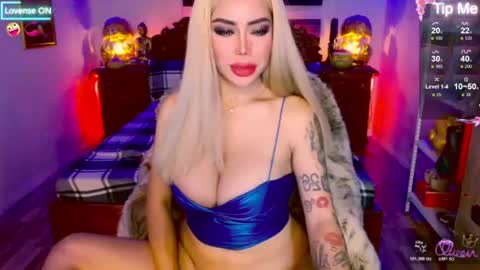 Hi my name is selinaim glad to meet everyone here  online show from 29, 6, 2026