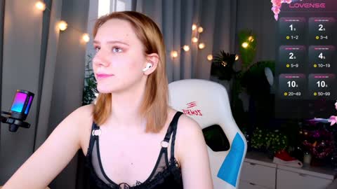 Snapshot of _ramona__ chatting on 24, 12, 2024 im Amy online show from 24, 12, 2024