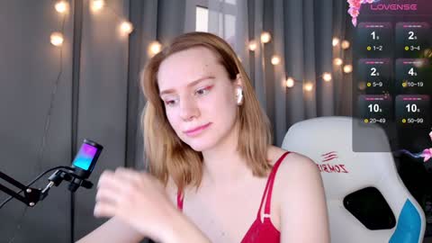 Snapshot of _ramona__ chatting on 25, 12, 2024 im Amy online show from 25, 12, 2024