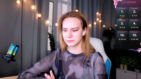 Snapshot of _ramona__ chatting on 28, 12, 2024 im Amy online show from 28, 12, 2024