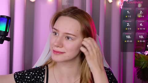 Snapshot of _ramona__ chatting on 28, 1, 2025 im Amy online show from 28, 1, 2025