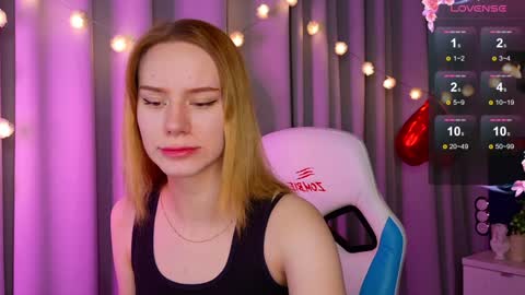 Snapshot of _ramona__ chatting on 3, 2, 2025 im Amy online show from 3, 2, 2025