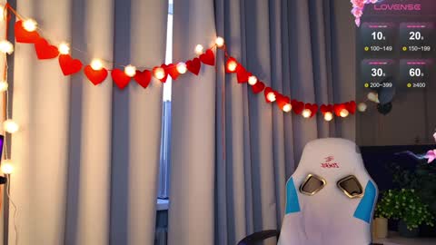 Snapshot of _ramona__ chatting on 5, 2, 2025 im Amy online show from 5, 2, 2025