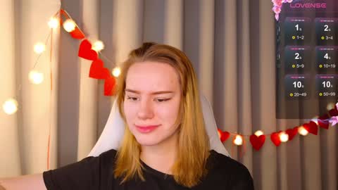 Snapshot of _ramona__ chatting on 8, 2, 2025 im Amy online show from 8, 2, 2025