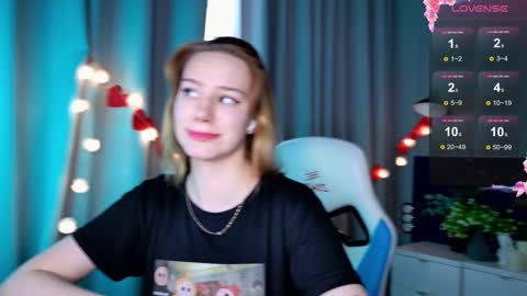 Snapshot of _ramona__ chatting on 17, 2, 2025 im Amy online show from 17, 2, 2025