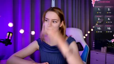 Snapshot of _ramona__ chatting on 2, 3, 2025 im Amy online show from 2, 3, 2025