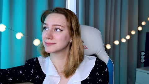 Snapshot of _ramona__ chatting on 3, 3, 2025 im Amy online show from 3, 3, 2025