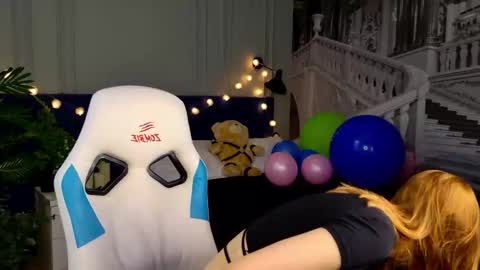 Snapshot of _ramona__ chatting on 14, 9, 2025 im Amy online show from 14, 9, 2025