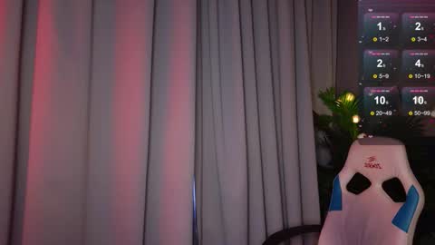 Snapshot of _ramona__ chatting on 30, 9, 2025 im Amy online show from 30, 9, 2025