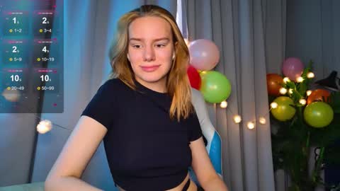 Snapshot of _ramona__ chatting on 4, 10, 2025 im Amy online show from 4, 10, 2025