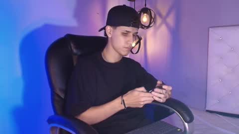 Snapshot of _realwav chatting on 14, 12, 2025 wav online show from 14, 12, 2025