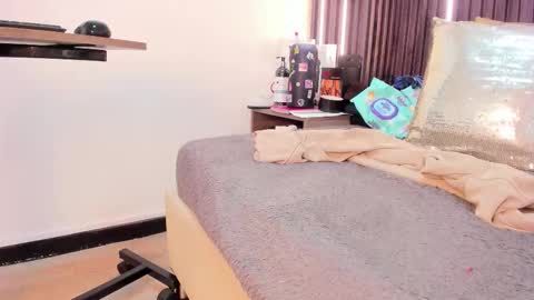 rebecca online show from 20, 11, 2025