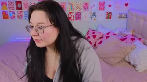 LISSAPVT IS OPEN online show from 22, 2, 2025