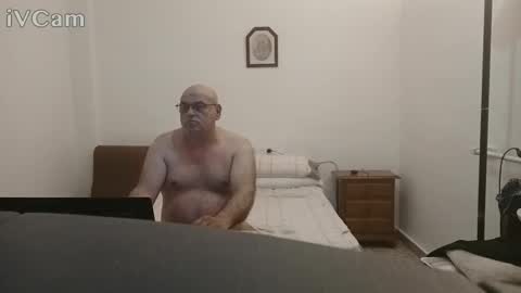 Snapshot of _reyi chatting on 14, 5, 2026 REY online show from 14, 5, 2026