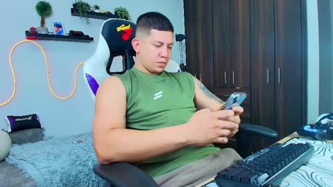 Roberto online show from 10, 2, 2025