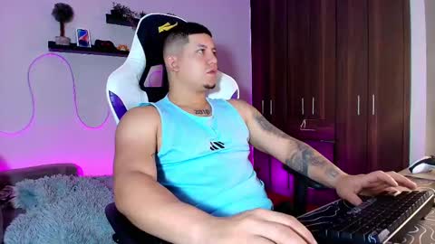 Roberto online show from 8, 3, 2025