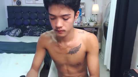 Snapshot of _robinmartinxx chatting on 28, 2, 2025 _robinmartinxx online show from 28, 2, 2025