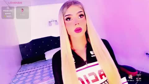 Rose De Witt online show from 14, 11, 2025