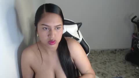 Snapshot of _samantha_fox19 chatting on 19, 4, 2026 _samantha_fox19 online show from 19, 4, 2026
