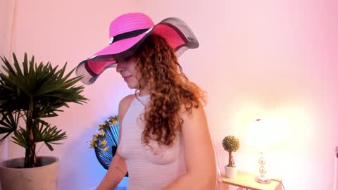 Snapshot of _samsexy_ chatting on 8, 1, 2025 Sam --- next stream 1 dic food and vino show . online show from 8, 1, 2025