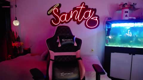 Snapshot of _santalove_ chatting on 17, 1, 2025 SantaLove online show from 17, 1, 2025