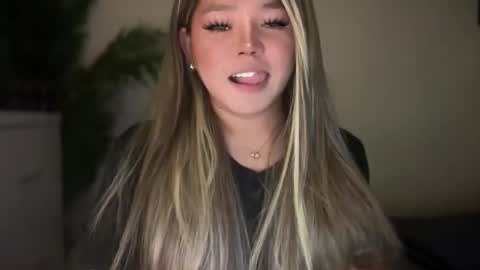 Snapshot of _seductive_jane chatting on 24, 5, 2026 ENAJ online show from 24, 5, 2026