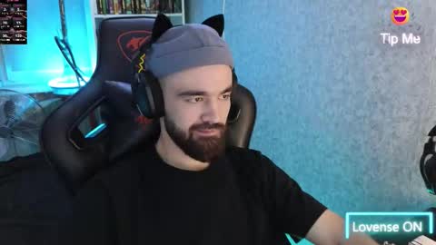 Snapshot of _serious_man chatting on 8, 10, 2025 Ask me online show from 8, 10, 2025