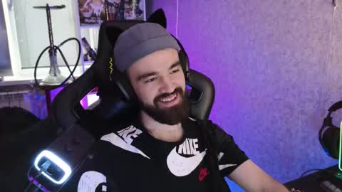 Snapshot of _serious_man chatting on 1, 11, 2025 Ask me online show from 1, 11, 2025