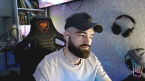 Ask me online show from 9, 4, 2026