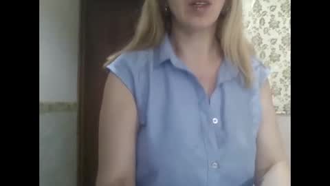 Snapshot of _sexyxsveta_ chatting on 3, 11, 2025 SexyXSveta online show from 3, 11, 2025