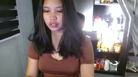 _shinelee online show from 4, 3, 2026