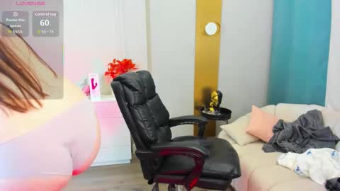  Shy Jenny  online show from 10, 11, 2025