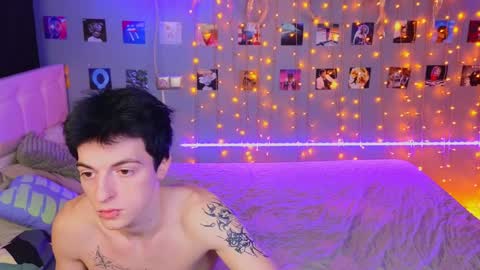 NATHANPVT IS OPEN online show from 8, 1, 2025