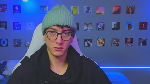 NATHANPVT IS OPEN online show from 19, 1, 2025