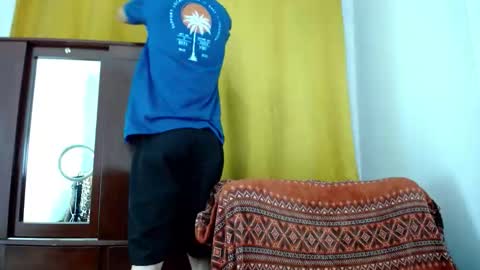 Snapshot of _skyleer_ chatting on 2, 11, 2025 _skyleer_ online show from 2, 11, 2025