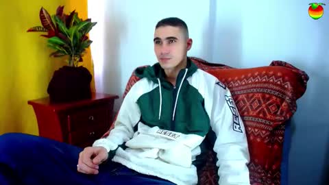 Snapshot of _skyleer_ chatting on 15, 11, 2025 _skyleer_ online show from 15, 11, 2025