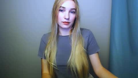 Snapshot of _snow_queen__ chatting on 28, 11, 2025 Rachel online show from 28, 11, 2025