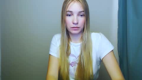 Snapshot of _snow_queen__ chatting on 2, 12, 2025 Rachel online show from 2, 12, 2025