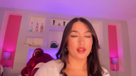 Snapshot of _sofiamiller chatting on 29, 11, 2025 Sofia Miller online show from 29, 11, 2025