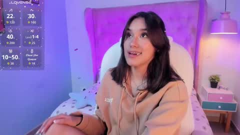 Sophie  online show from 27, 9, 2025