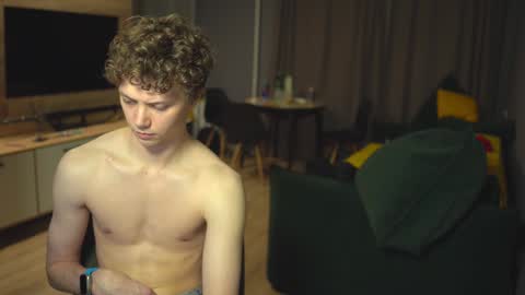 Snapshot of _sopranos_ chatting on 5, 12, 2024 OLIVERpvt is open online show from 5, 12, 2024