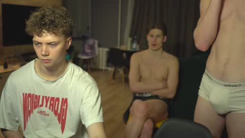 Snapshot of _sopranos_ chatting on 8, 12, 2024 OLIVERpvt is open online show from 8, 12, 2024