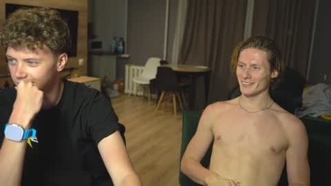 Snapshot of _sopranos_ chatting on 22, 12, 2024 OLIVERpvt is open online show from 22, 12, 2024
