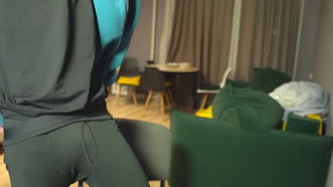 Snapshot of _sopranos_ chatting on 23, 12, 2024 OLIVERpvt is open online show from 23, 12, 2024
