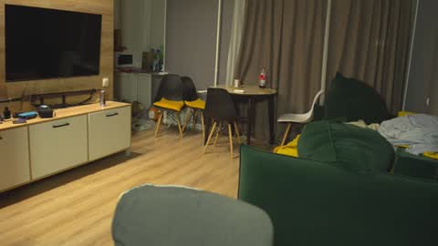 Snapshot of _sopranos_ chatting on 25, 12, 2024 OLIVERpvt is open online show from 25, 12, 2024
